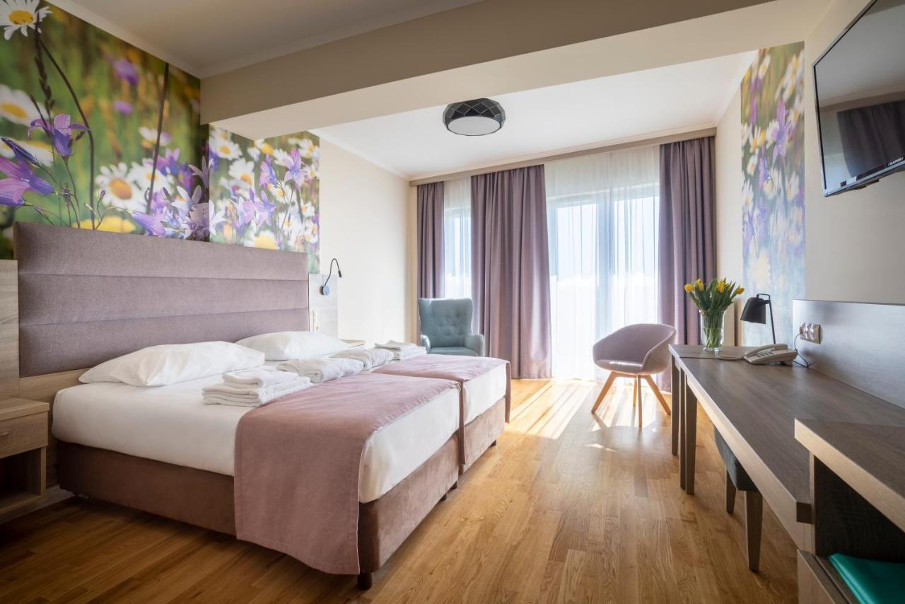 Terma Slowacki Resort Medical Spa Busko-Zdrój Exterior foto